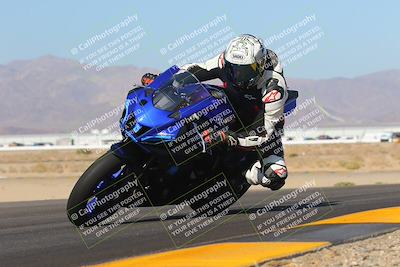 media/Oct-08-2022-SoCal Trackdays (Sat) [[1fc3beec89]]/Turn 9 Inside (10am)/